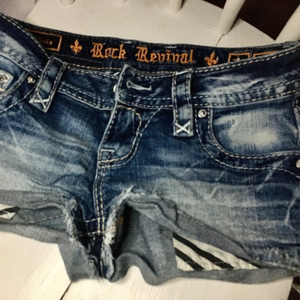 Rock revival Jean booty shorts
